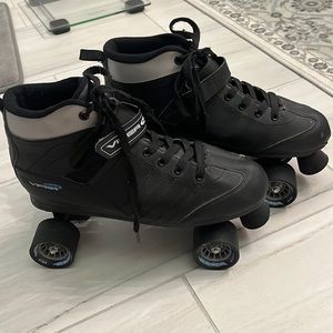 Viper M1 Roller Skates